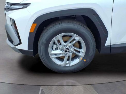 New 2026 Hyundai Tucson SE FWD image 9