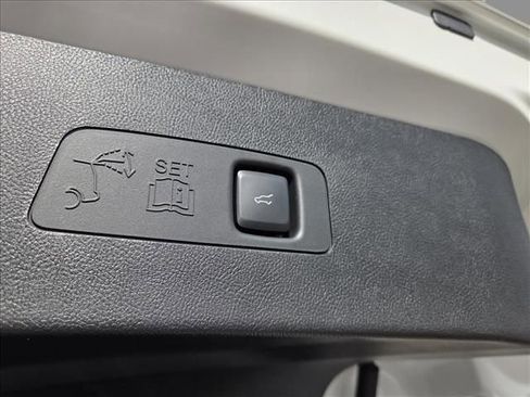 New 2026 Lincoln Corsair Grand Touring w/ Rear Removable Package Tray image 21