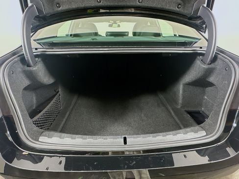 Used 2025 BMW 330i Sedan image 30