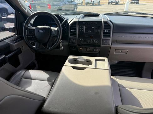 Used 2017 Ford F250 XL w/ Power Equipment Group image 31