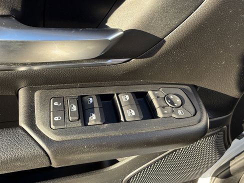 Used 2025 RAM 1500 Big Horn AWD/4WD image 12