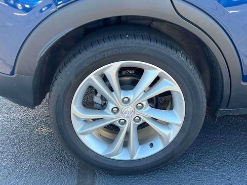 Used 2023 Buick Encore GX Preferred w/ Cold Weather Comfort Package FWD image 11