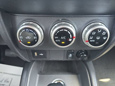 Used 2024 Mitsubishi Outlander Sport LE AWD/4WD image 25