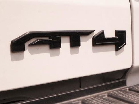 Used 2023 GMC Sierra 1500 AT4 w/ AT4 Premium Package AWD/4WD image 44