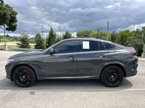 Used 2022 BMW X6 M50i w/ Executive Package AWD/4WD image 2