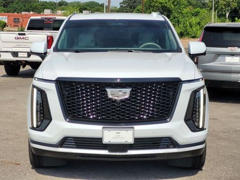 Certified 2026 Cadillac Escalade Platinum Sport w/ LPO, ONYX Package AWD/4WD image 3