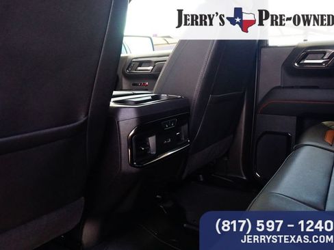 Used 2024 GMC Sierra 1500 AT4 w/ Technology Package AWD/4WD image 22