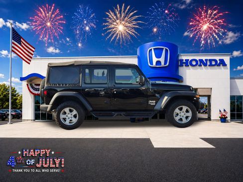 Used 2021 Jeep Wrangler Unlimited Sport AWD/4WD image 7
