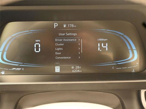 Certified 2025 Hyundai Elantra Sport image 7