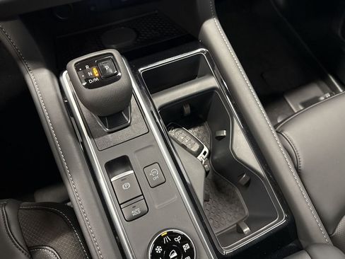 New 2026 Nissan Pathfinder SL AWD/4WD image 21