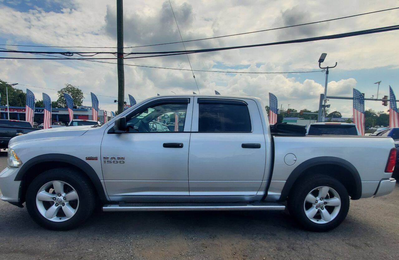 Used 2015 RAM 1500 Express AWD/4WD image 2