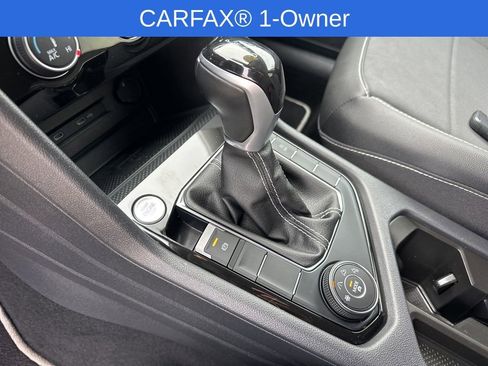 Used 2023 Volkswagen Taos SE image 27