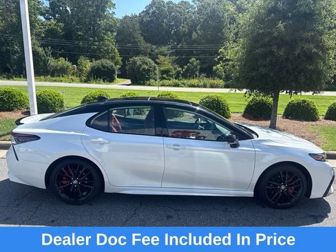 Used 2024 Toyota Camry XSE FWD image 1