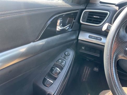 Used 2020 Nissan Maxima 3.5 SV w/ Floor Mat Group FWD image 8