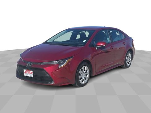 Used 2024 Toyota Corolla LE image 1