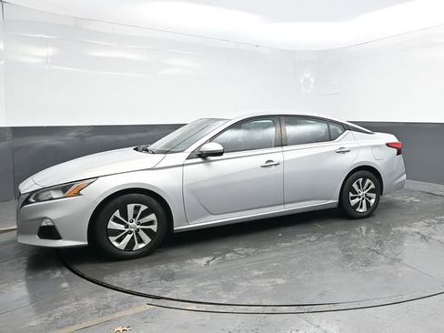 Used 2021 Nissan Altima 2.5 S image 3