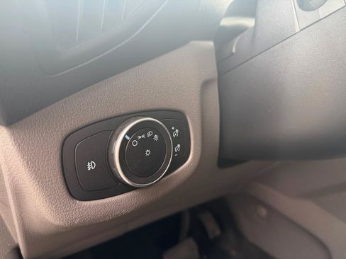 Used 2020 Ford Transit Connect XLT FWD image 19
