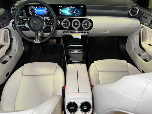 Used 2025 Mercedes-Benz CLA 250 CLA 250 image 40