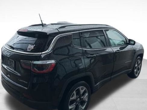 Used 2018 Jeep Compass Limited w/ Navigation Group AWD/4WD image 5