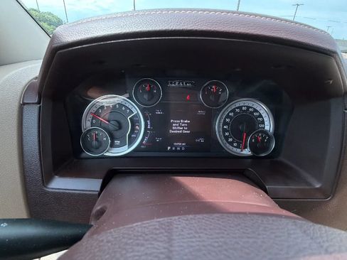 Used 2013 RAM 1500 Laramie w/ Convenience Group AWD/4WD image 92