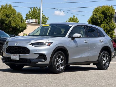 Used 2023 Honda HR-V EX-L image 8