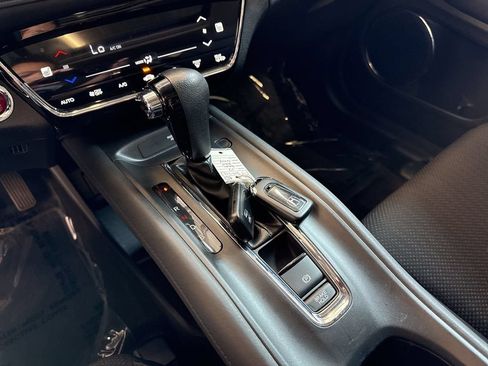 Used 2017 Honda HR-V EX image 20