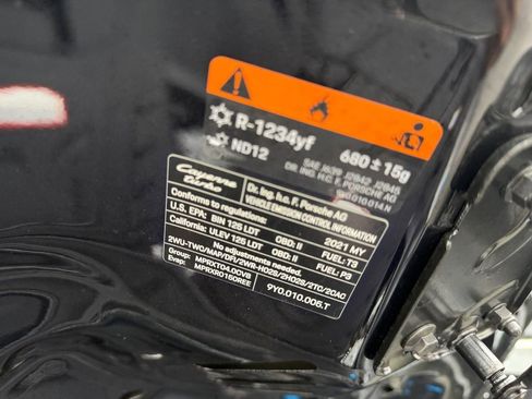 Used 2021 Porsche Cayenne Turbo w/ Premium Package Plus (PI3) image 35