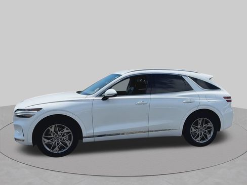 Used 2025 Genesis GV70 2.5T AWD/4WD image 6