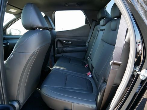 Certified 2025 Hyundai Santa Cruz SEL AWD/4WD image 8