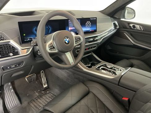 Used 2026 BMW X7 xDrive40i w/ M Sport Package AWD/4WD image 24