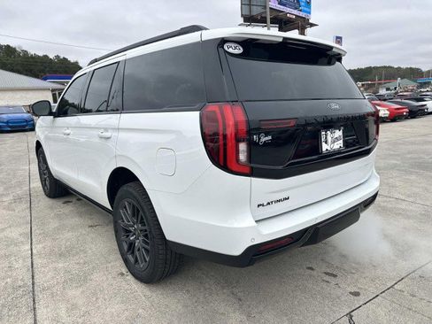 New 2025 Ford Expedition Platinum w/ Stealth Performance Package image 5