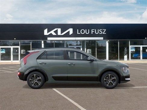 New 2026 Kia Niro SX FWD image 7