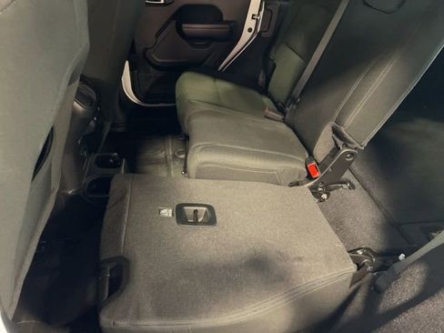 Used 2021 Jeep Wrangler Unlimited Willys image 34