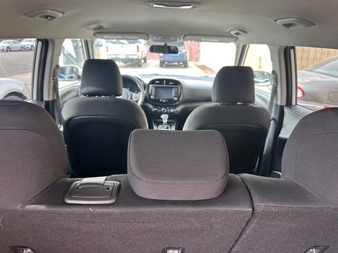 Used 2020 Kia Soul LX image 11