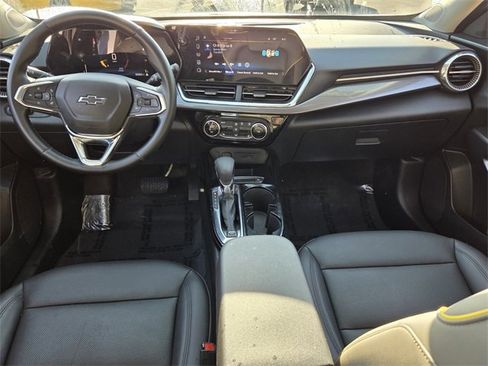 Certified 2025 Chevrolet Trax ACTIV w/ Driver Confidence Package image 16