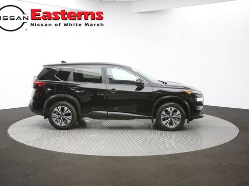 Used 2023 Nissan Rogue SV image 56