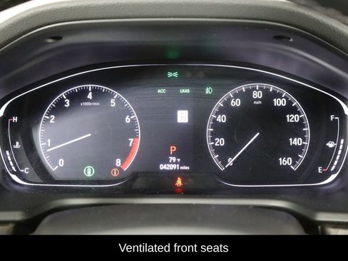Used 2018 Honda Accord Touring image 11