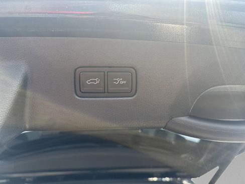 New 2025 Kia Carnival SX FWD image 37