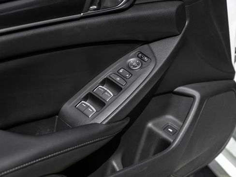 Used 2019 Honda Accord Sport image 42
