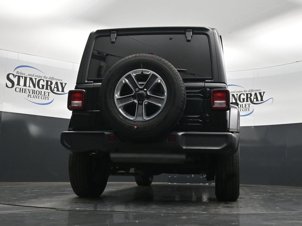 Used 2021 Jeep Wrangler Unlimited Sahara AWD/4WD image 34