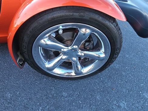 Used 2001 Chrysler Prowler RWD image 9