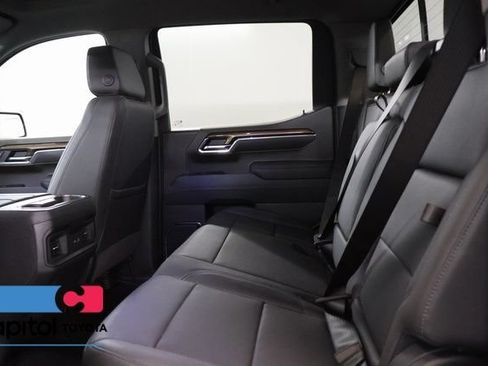 Used 2026 Chevrolet Silverado 1500 LT Trail Boss w/ LT Trail Boss Premium Package AWD/4WD image 33
