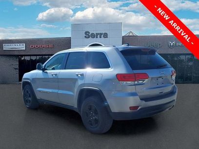 Used 2017 Jeep Grand Cherokee Laredo
