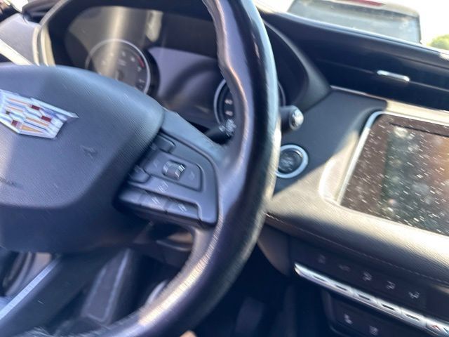 Used 2019 Cadillac XT4 Premium Luxury FWD image 18
