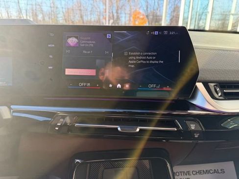 Used 2025 BMW X2 xDrive28i w/ Technology Package image 15