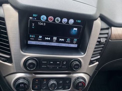 Used 2018 GMC Yukon XL Denali image 38