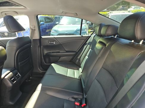 Used 2014 Honda Accord Touring image 20