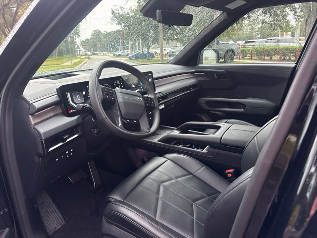Used 2027 Kia Telluride SX Prestige X-Line w/ Towing Package AWD/4WD image 12