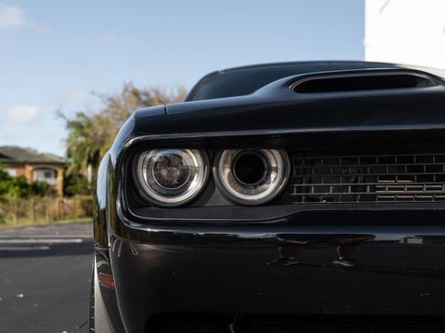 Used 2019 Dodge Challenger SRT Hellcat Redeye image 12