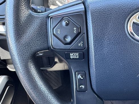 Used 2017 Toyota Tacoma SR RWD image 24